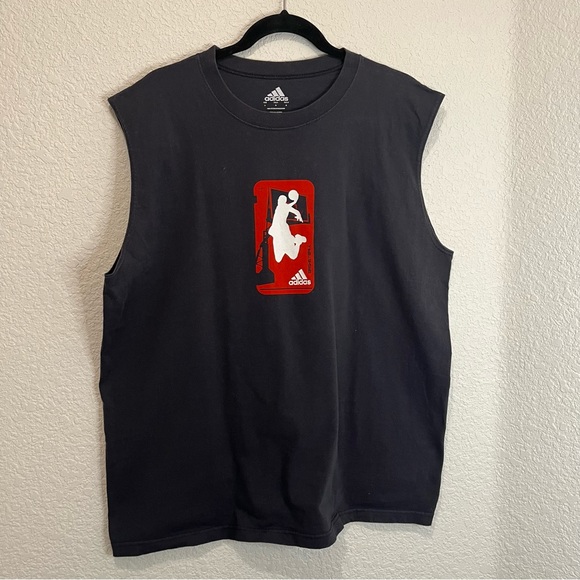 Adidas Basketball Logo Graphic Gray Red Sleeveless Tank Top Shirt Mens Size L - Picture 7 of 7